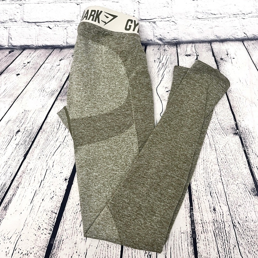 Gymshark Seamless Olive Green Flex Leggings Workout Fitness Activewear - Size S